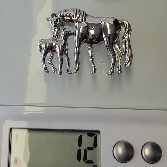 Horse and Pony Brooch Pin - Picture 6 of 7